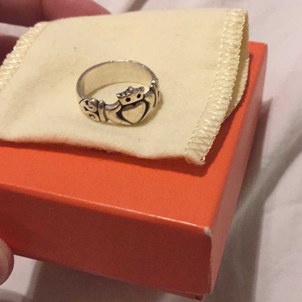 James Avery Adorned Claddagh Ring